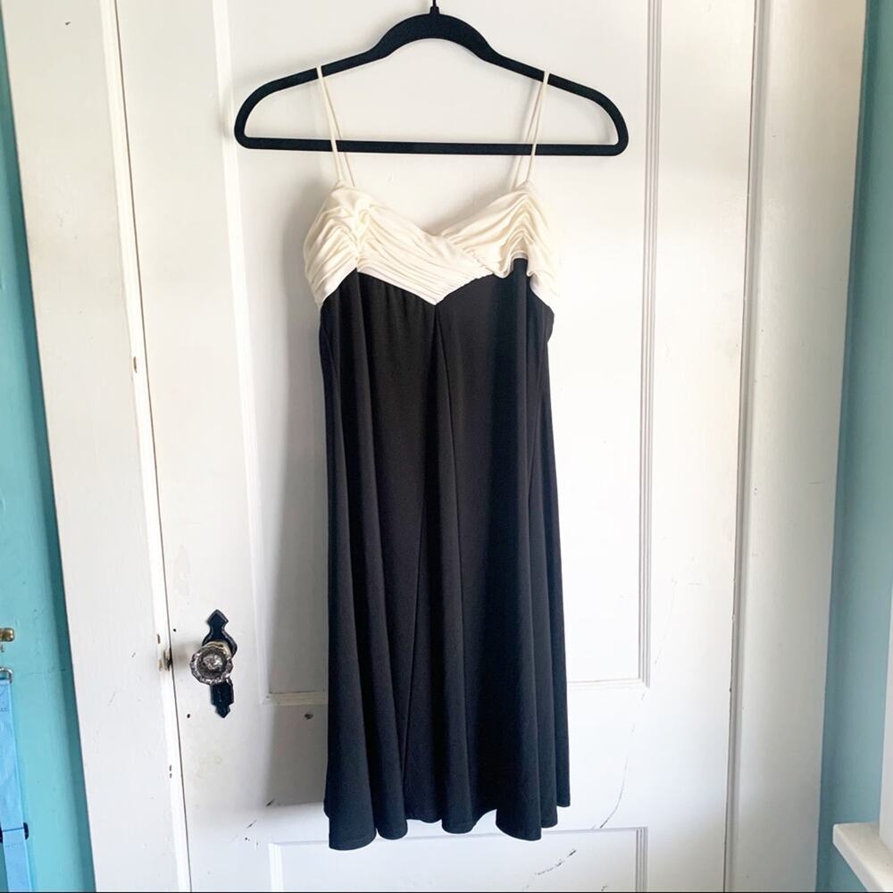 Vintage Y2K 1990s Nine West Cocktail Dress Homecoming Ruched Neckline Flirty 8